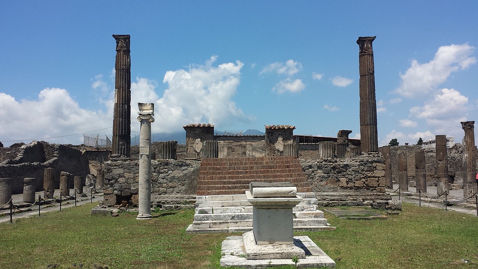 NAPLES,   Campania
