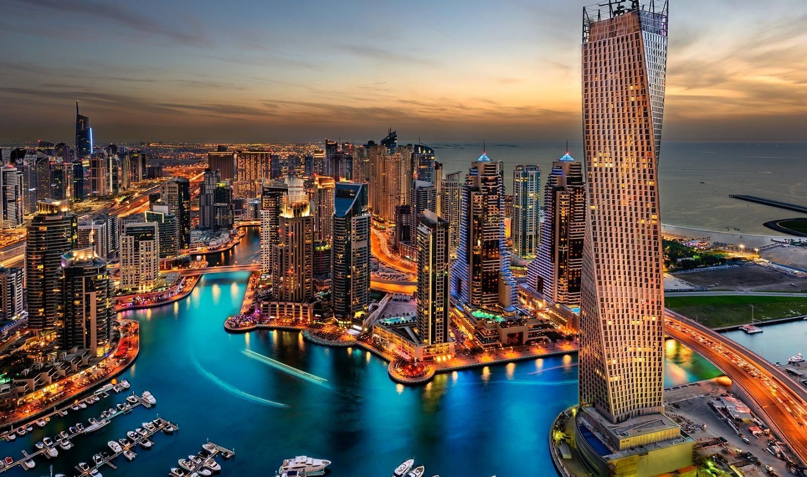 Dubai FLY LYFE